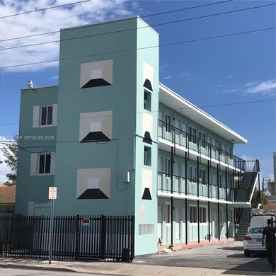 Kamienica w Miami, Miami-Dade County