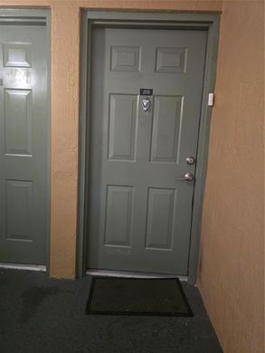 Residential complexes in Tamarac, Broward County