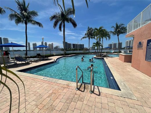 Appartementencomplex in Aventura, Miami-Dade County