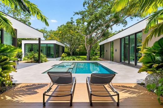 Villa in Pinecrest, Miami-Dade