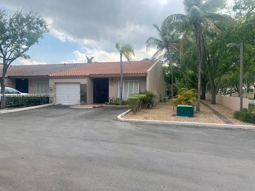 Таунхаус, Miami Lakes, Miami-Dade County
