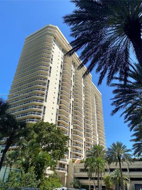 Residential complexes in Aventura, Miami-Dade