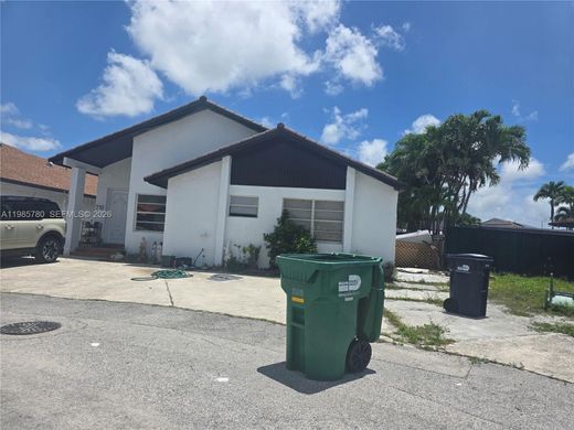 Villa Miami Terrace Mobile Home, Miami-Dade County