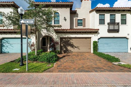 Townhouse in Sunrise, Broward County