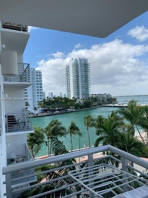 Edificio en Miami Beach, Miami-Dade County