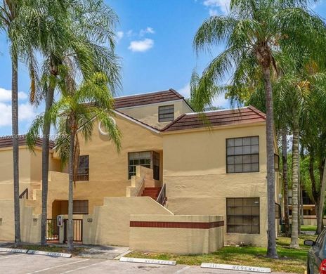 Residential complexes in Miami, Miami-Dade