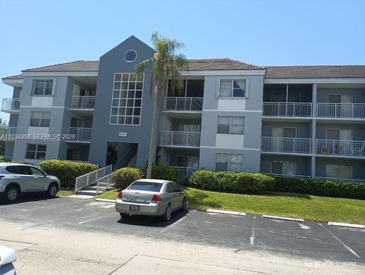 Complexes résidentiels à Cutler Bay, Comté de Miami-Dade