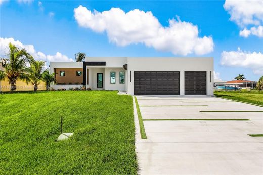 Villa in Cape Coral, Lee County