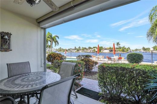 Residential complexes in Pompano Beach, Broward County