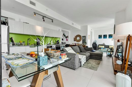 Komplex apartman Miami, Miami-Dade County