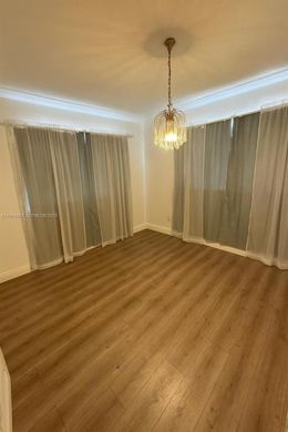 Willa w Hialeah, Miami-Dade County