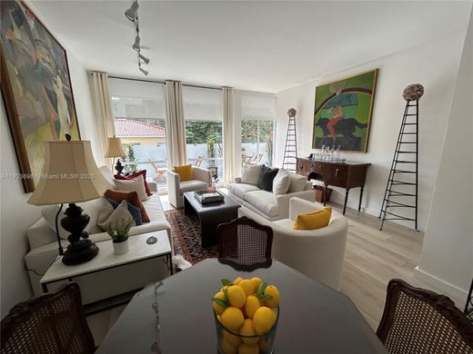 Kamienica w Coral Gables, Miami-Dade County