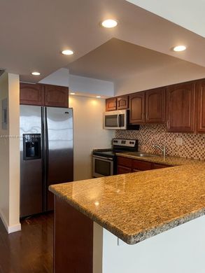 Complesso residenziale a Hallandale Beach, Broward County