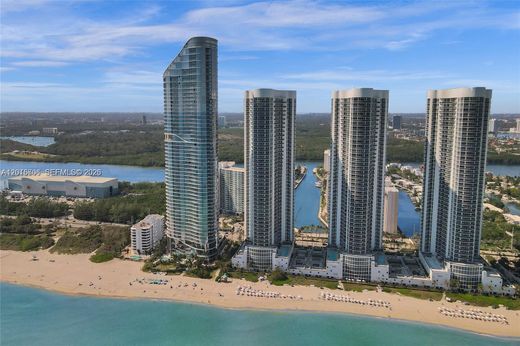 Residential complexes in Sunny Isles Beach, Miami-Dade
