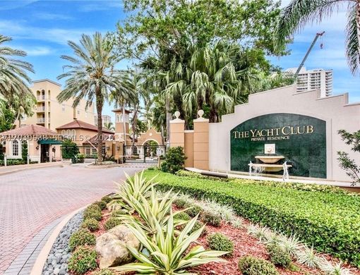 Komplex apartman Aventura, Miami-Dade County