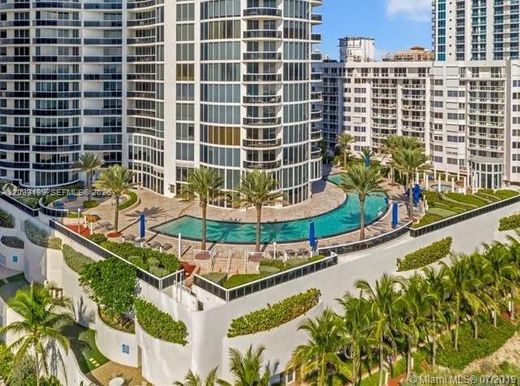 Residential complexes in Sunny Isles Beach, Miami-Dade