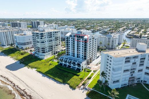 Residential complexes in Highland Beach, Palm Beach