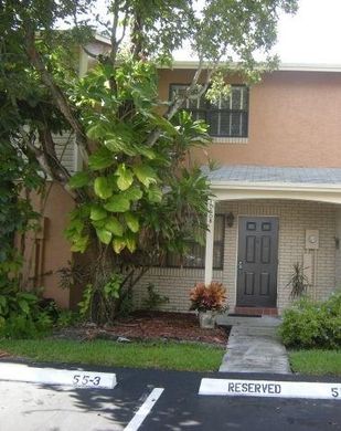 Stadswoning in Pembroke Pines, Broward County