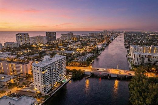 Residential complexes in Pompano Beach, Broward County