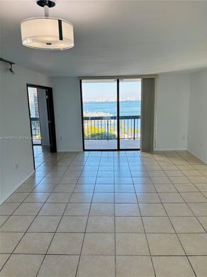 Жилой комплекс, Майами, Miami-Dade County