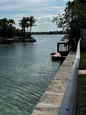 Villa in Miami, Miami-Dade