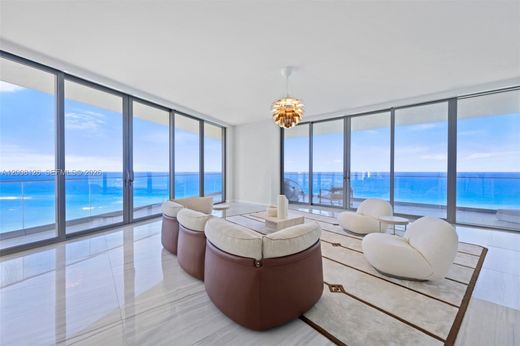 Residential complexes in Sunny Isles Beach, Miami-Dade
