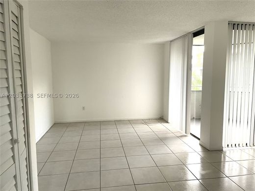 Residential complexes in Miami, Miami-Dade