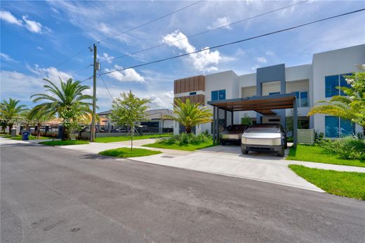 Dom miejski w Miami, Miami-Dade County