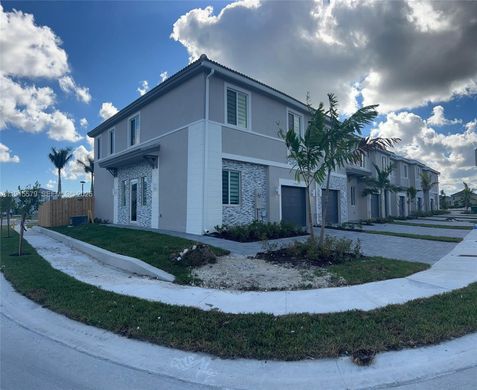 Townhouse - Homestead, Miami-Dade County