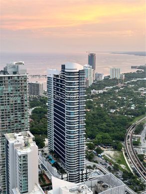 Komplex apartman Miami, Miami-Dade County