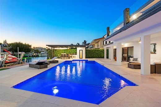 Villa North Miami, Miami-Dade County