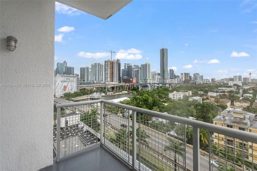 Residential complexes in Miami, Miami-Dade