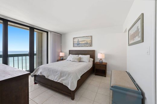 Residential complexes in Jensen Beach, Martin County