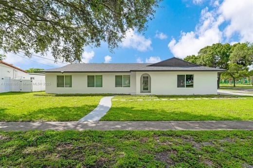 Villa - Plantation, Broward County