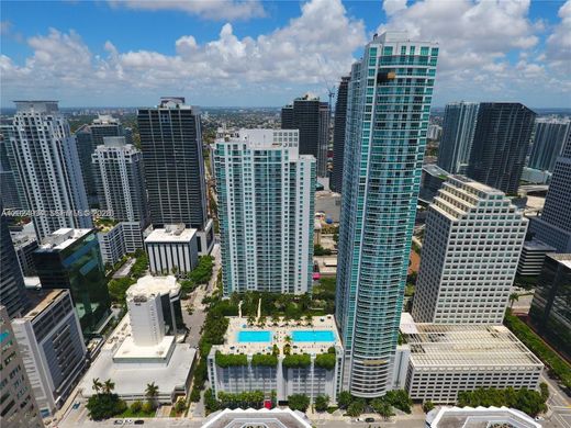 Residential complexes in Miami, Miami-Dade
