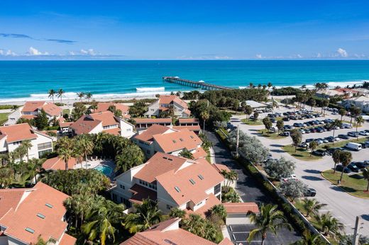 Residential complexes in Jupiter, Palm Beach