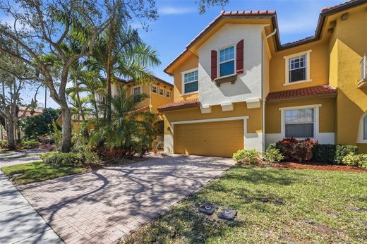Townhouse in Coral Springs, Broward County