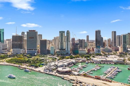 Complesso residenziale a Miami, Miami-Dade County