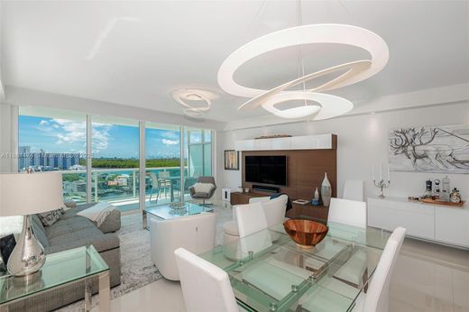 Kamienica w Sunny Isles Beach, Miami-Dade County