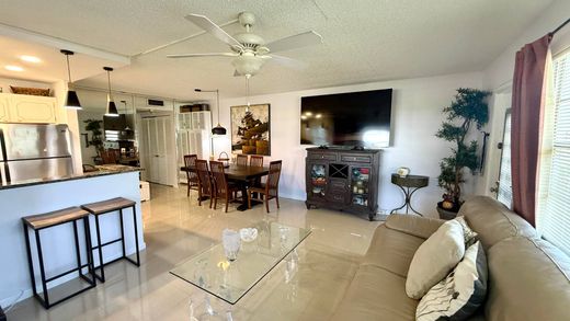 Complexes résidentiels à Deerfield Beach, Comté de Broward
