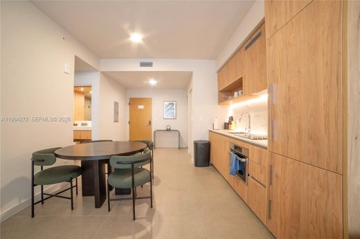 Residential complexes in Miami, Miami-Dade