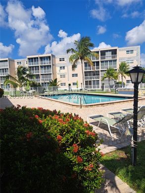 Complexos residenciais - Dania Beach, Broward County