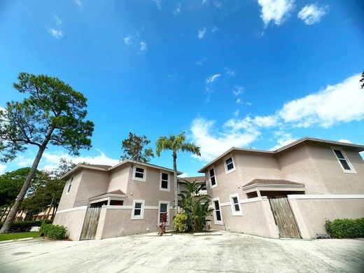 Townhouse in Wellington, Palm Beach