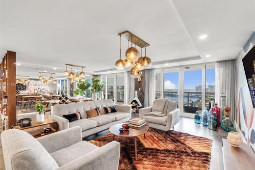 Edificio en Miami, Miami-Dade County