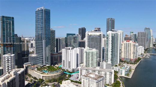 Complesso residenziale a Miami, Miami-Dade County
