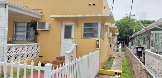 Complesso residenziale a Miami Beach, Miami-Dade County