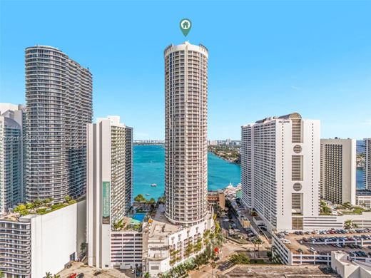 Residential complexes in Miami, Miami-Dade