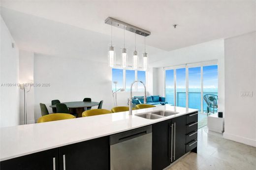 Kamienica w Miami, Miami-Dade County