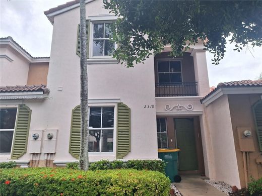 تاون هاوس ﻓﻲ Homestead, Miami-Dade County