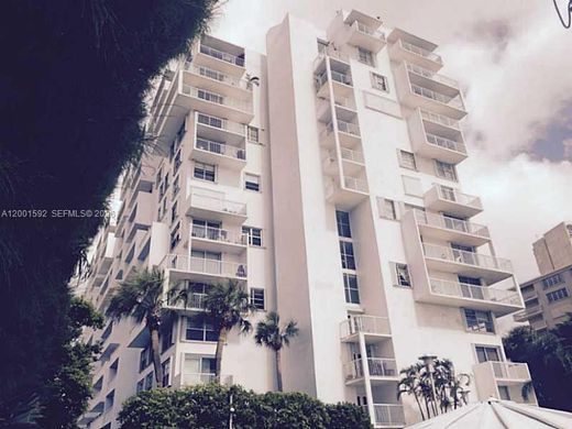 Residential complexes in Miami, Miami-Dade